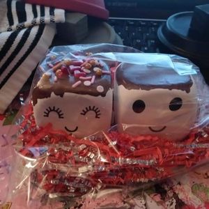 Faux marshmallow boy and girl